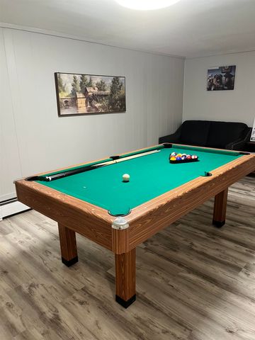 8 Charter Hill Drive, Rutland City, VT 05701