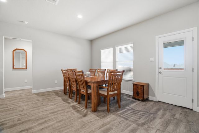 4028 Cornerstone Circle, Granbury, TX 76048