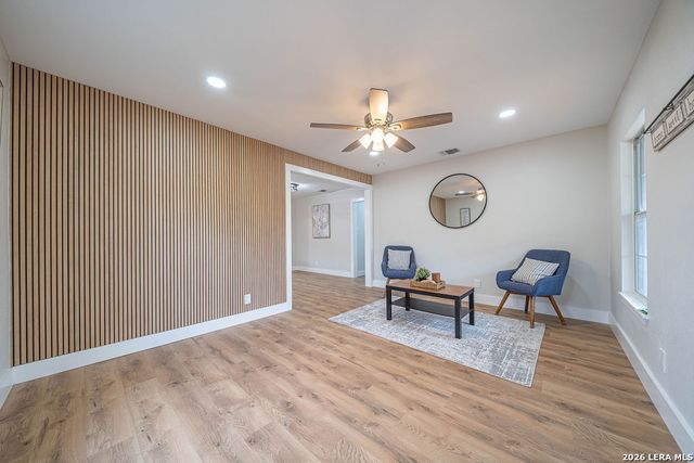 1219 SIMS AVE, San Antonio, TX 78225