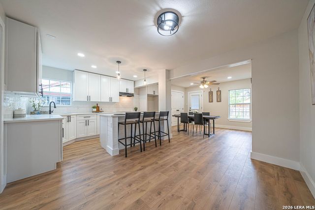 1219 SIMS AVE, San Antonio, TX 78225