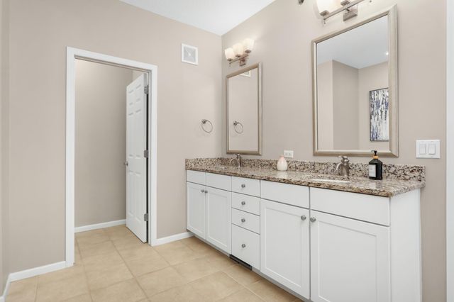17710 Valley Cove Ct, Wayzata, MN 55391