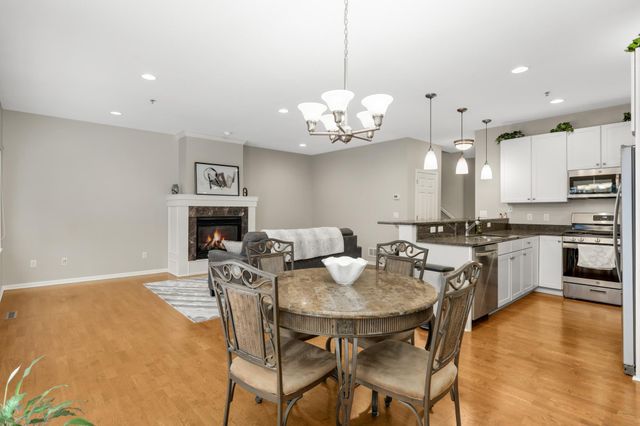 17710 Valley Cove Ct, Wayzata, MN 55391