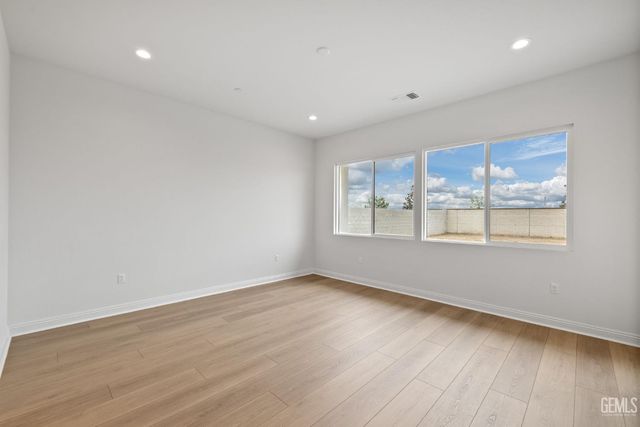 3711 Pathway Court, Bakersfield, CA 93311