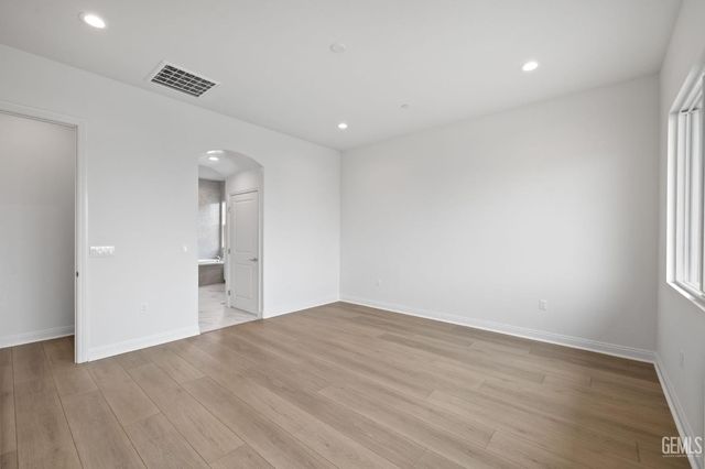 3711 Pathway Court, Bakersfield, CA 93311