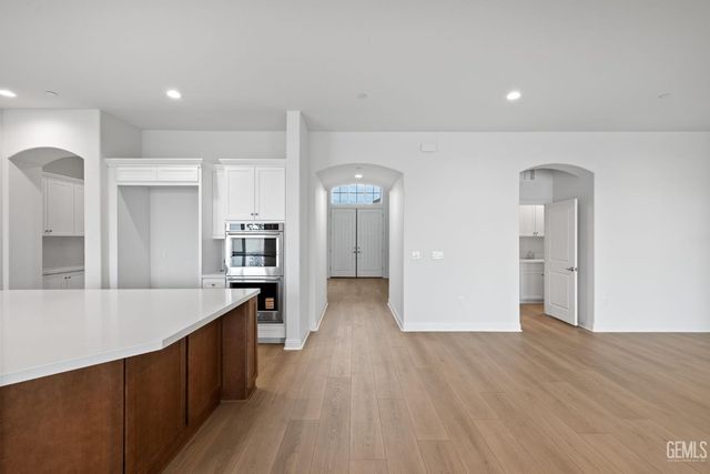 3711 Pathway Court, Bakersfield, CA 93311