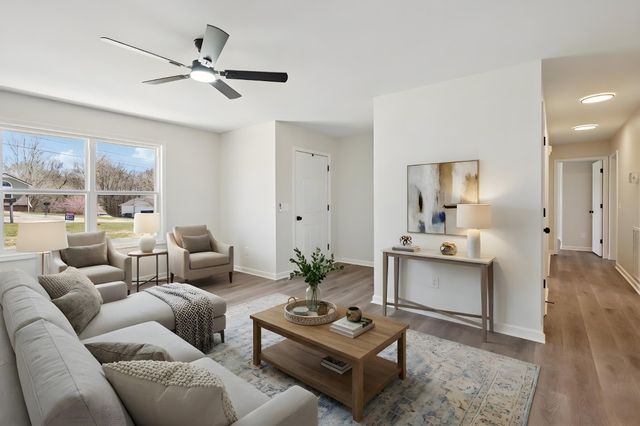 817 Mulberry Dr, Columbia, TN 38401