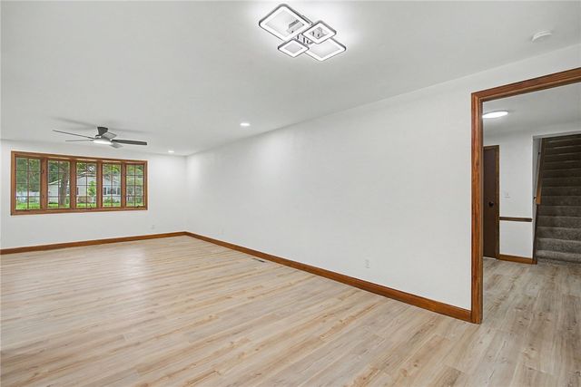 193 Monarch Road, Washington Twp, OH 45458
