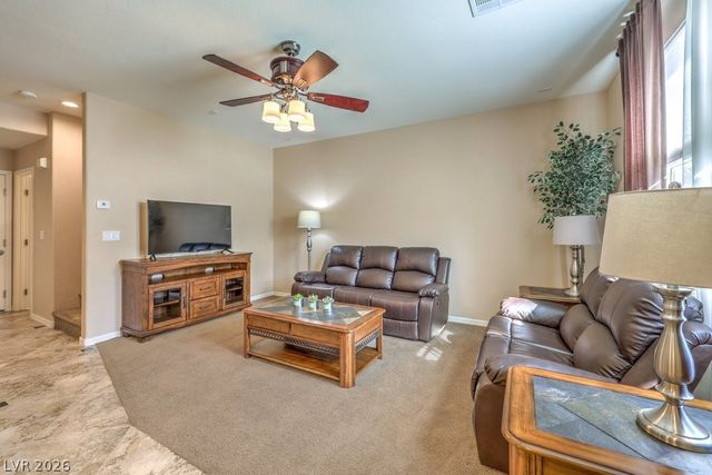 1551 Plaza Centre Drive 103, Las Vegas, NV 89135