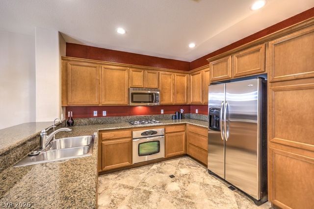 1551 Plaza Centre Drive 103, Las Vegas, NV 89135