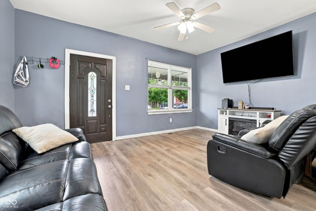 910 N Olney Street, Indianapolis, IN 46201