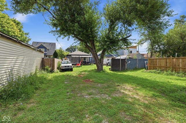910 N Olney Street, Indianapolis, IN 46201