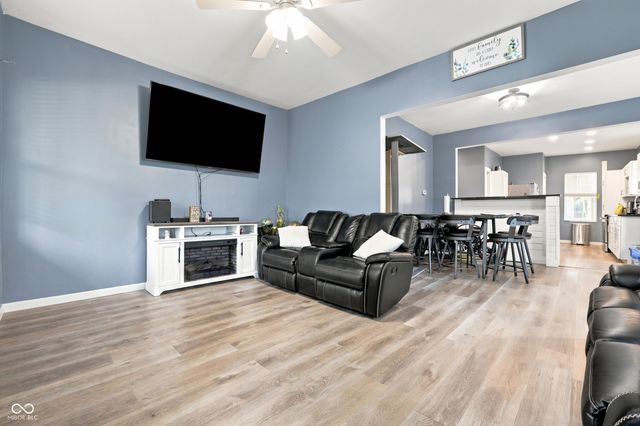 910 N Olney Street, Indianapolis, IN 46201