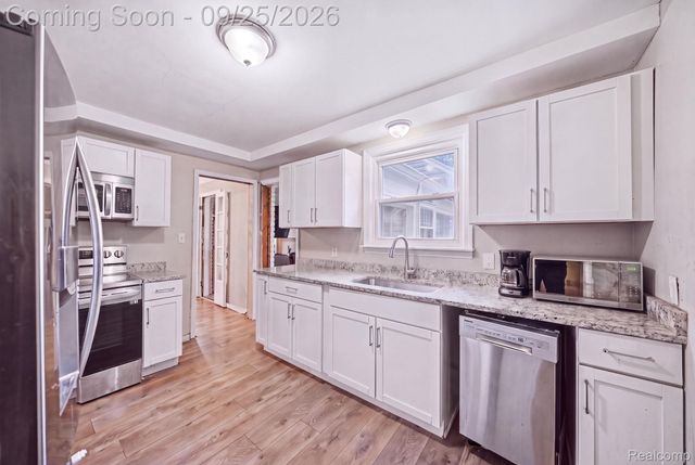 17580 Dorset Avenue, Southfield, MI 48075