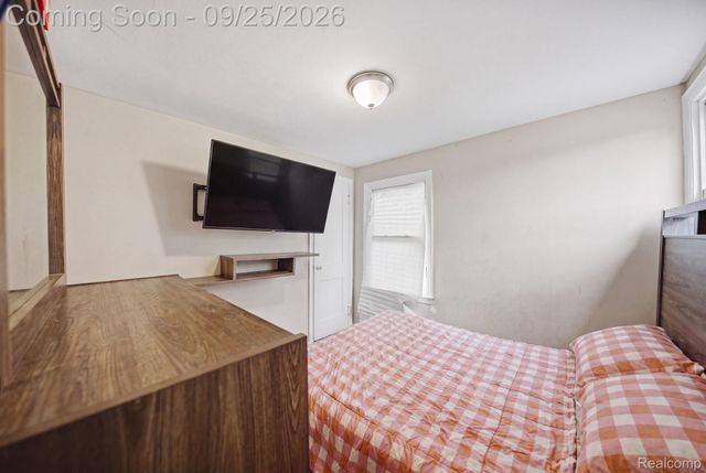 17580 Dorset Avenue, Southfield, MI 48075