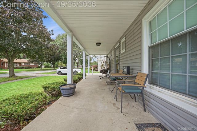 17580 Dorset Avenue, Southfield, MI 48075