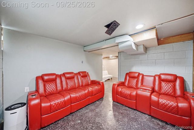 17580 Dorset Avenue, Southfield, MI 48075