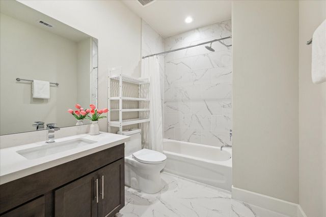 8534 Madeleine Rose Lane, Houston, TX 77055