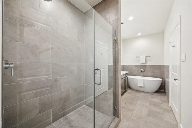 8534 Madeleine Rose Lane, Houston, TX 77055