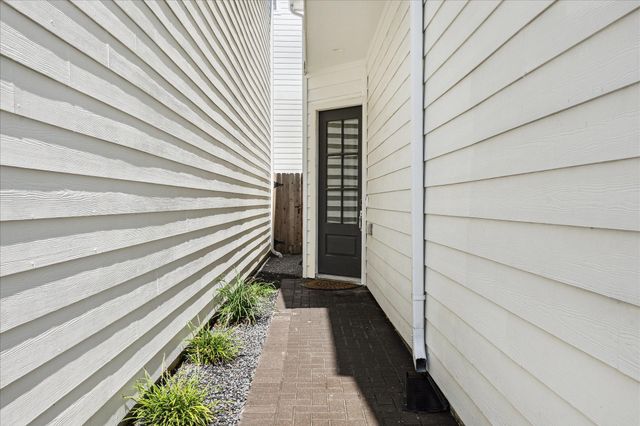 8534 Madeleine Rose Lane, Houston, TX 77055