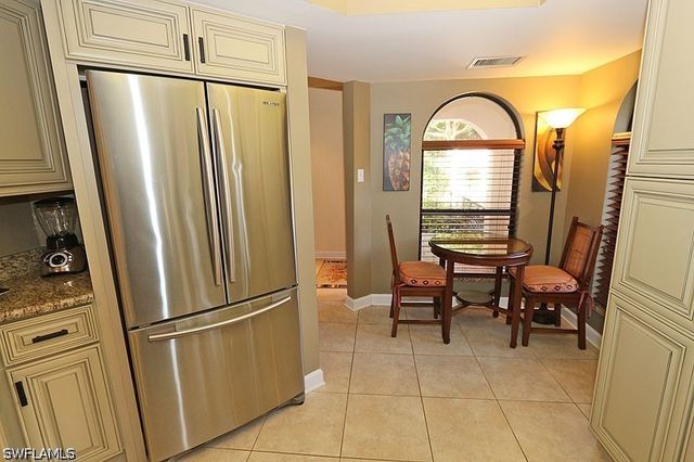 563 Serendipity DR 563, Naples, FL 34108