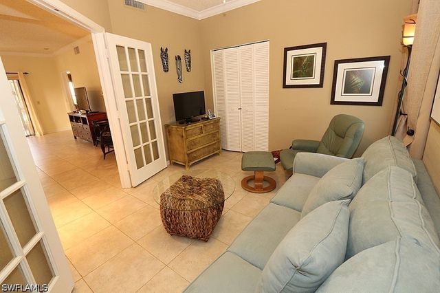 563 Serendipity DR 563, Naples, FL 34108