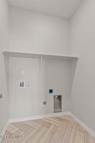 179 White Oaks Trail, Sunland Park, NM 88063