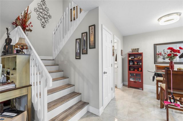 2702 11TH COURT, Palm Harbor, FL 34684