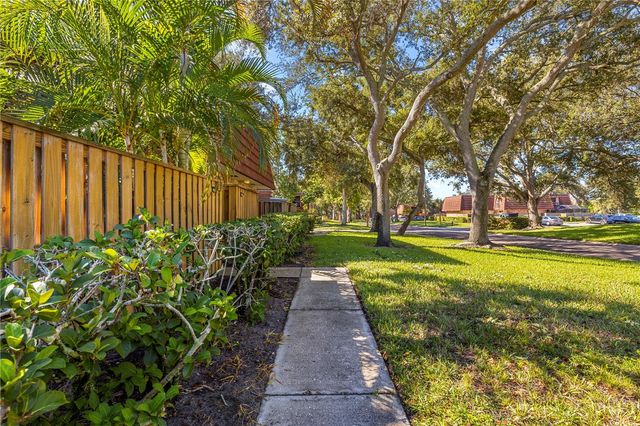 2702 11TH COURT, Palm Harbor, FL 34684