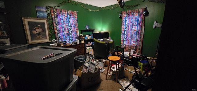 1615 Monroe Avenue, Evansville, IN 47714