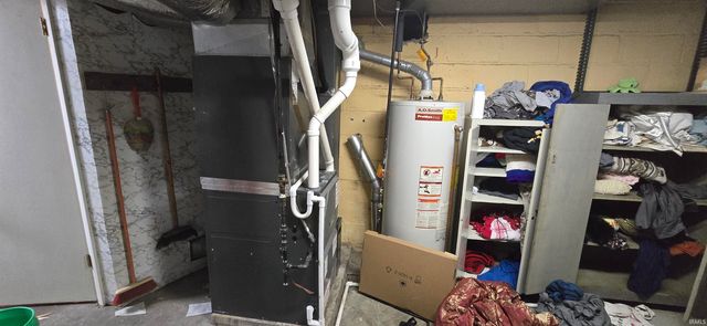 1615 Monroe Avenue, Evansville, IN 47714