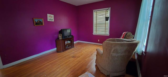 1615 Monroe Avenue, Evansville, IN 47714