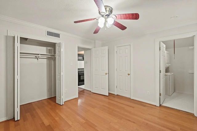 3224 Timmons Lane 108, Houston, TX 77027