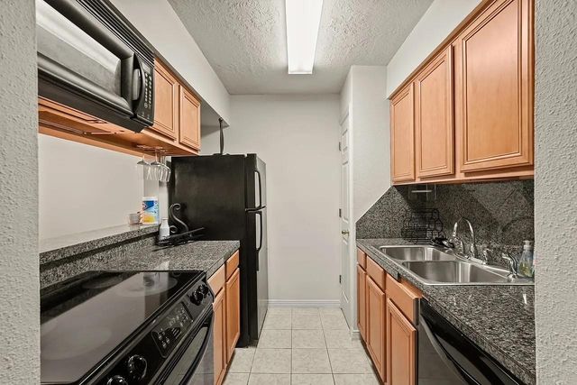 3224 Timmons Lane 108, Houston, TX 77027