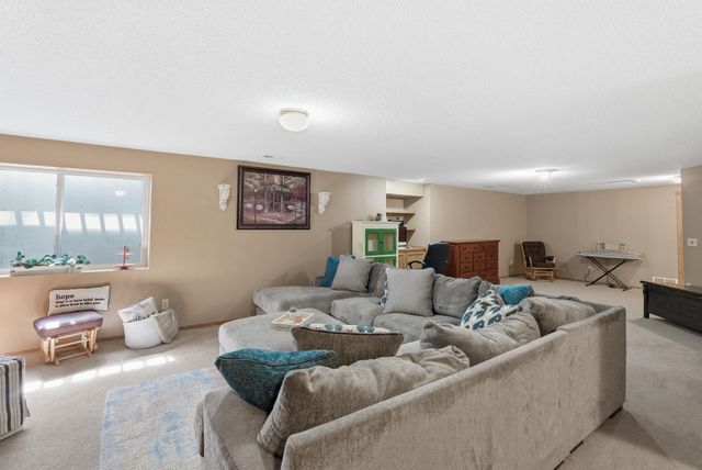 11707 W Birch Ln, Wichita, KS 67212