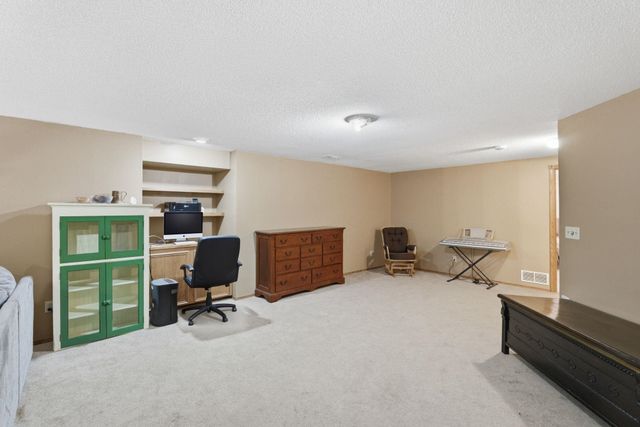 11707 W Birch Ln, Wichita, KS 67212