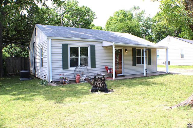 2517 SW Morningside RD, Topeka, KS 66614