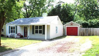 2517 SW Morningside RD, Topeka, KS 66614