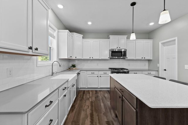 19171 Impala Avenue, Lakeville, MN 55044