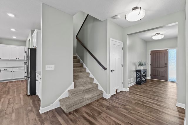 19171 Impala Avenue, Lakeville, MN 55044