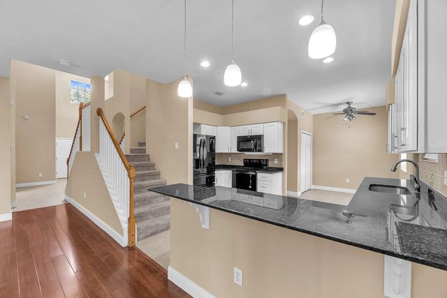 10904 SUMMERTON DRIVE, Riverview, FL 33579