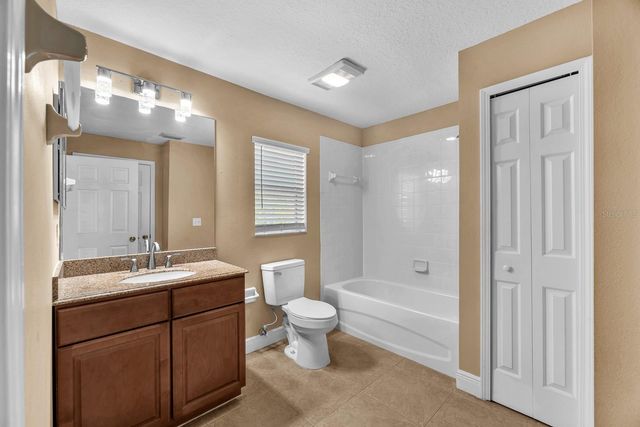 10904 SUMMERTON DRIVE, Riverview, FL 33579