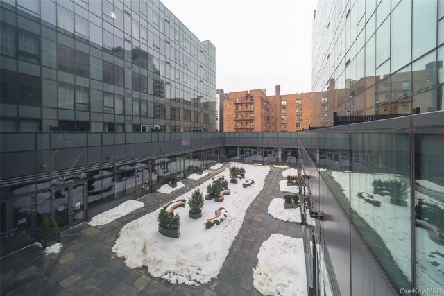 14449 Northern Boulevard 316, Flushing, NY 11354