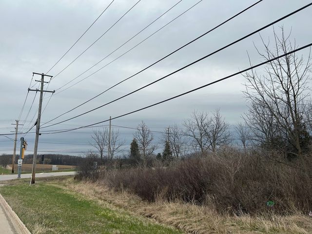 31101 N Fairfield Road, Grayslake, IL 60030