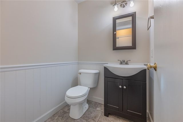 4202 Dobbin Circle, Dayton, OH 45424