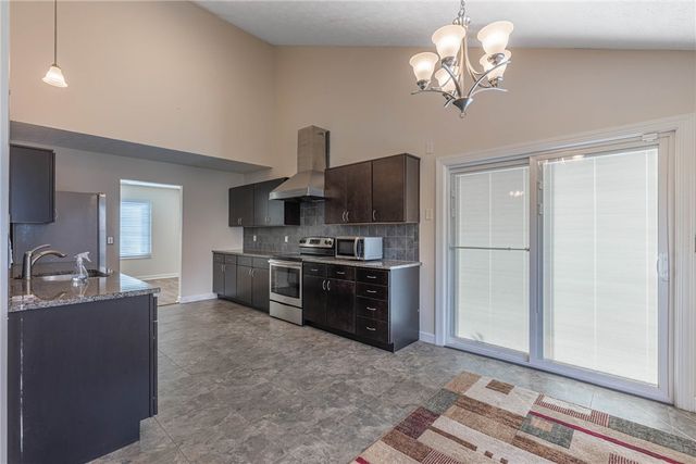 4202 Dobbin Circle, Dayton, OH 45424
