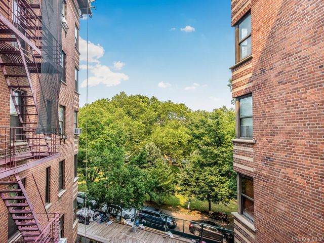 306 E Mosholu Parkway S 4F, Bronx, NY 10458