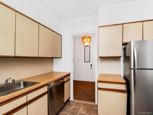 306 E Mosholu Parkway S 4F, Bronx, NY 10458