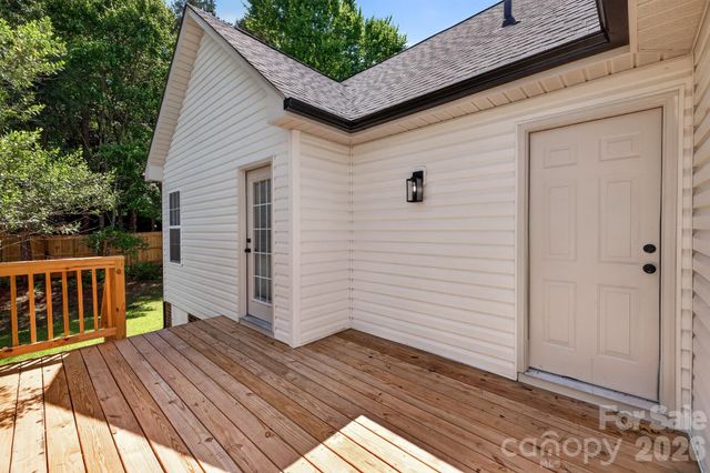1001 Loch Lomond Circle, Concord, NC 28025