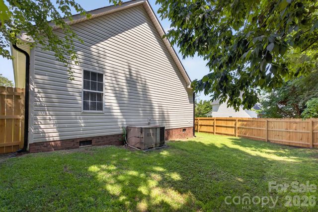 1001 Loch Lomond Circle, Concord, NC 28025