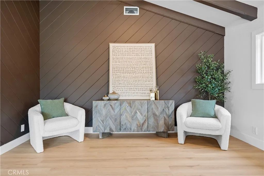 Image 36 of property listing at 2838 Lambert Drive, Los Angeles, CA 90068